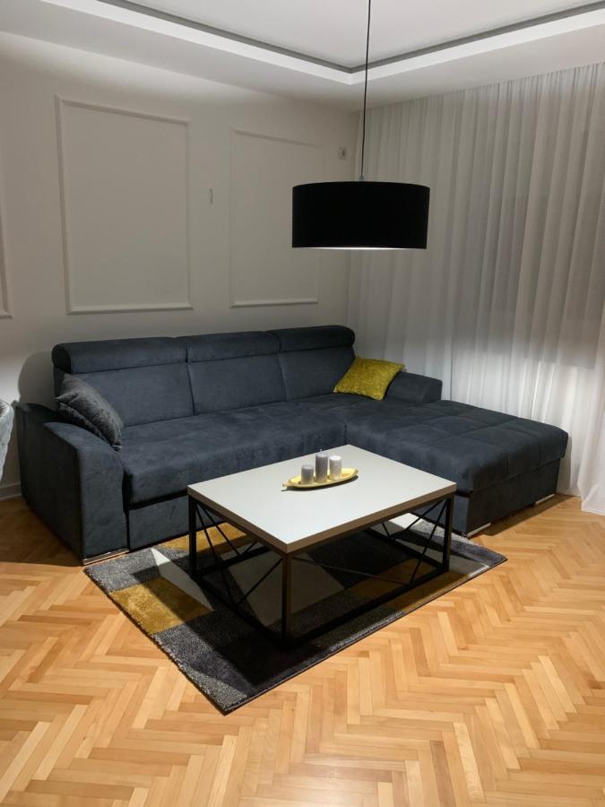 Apartman Geneva Бієліна Екстер'єр фото